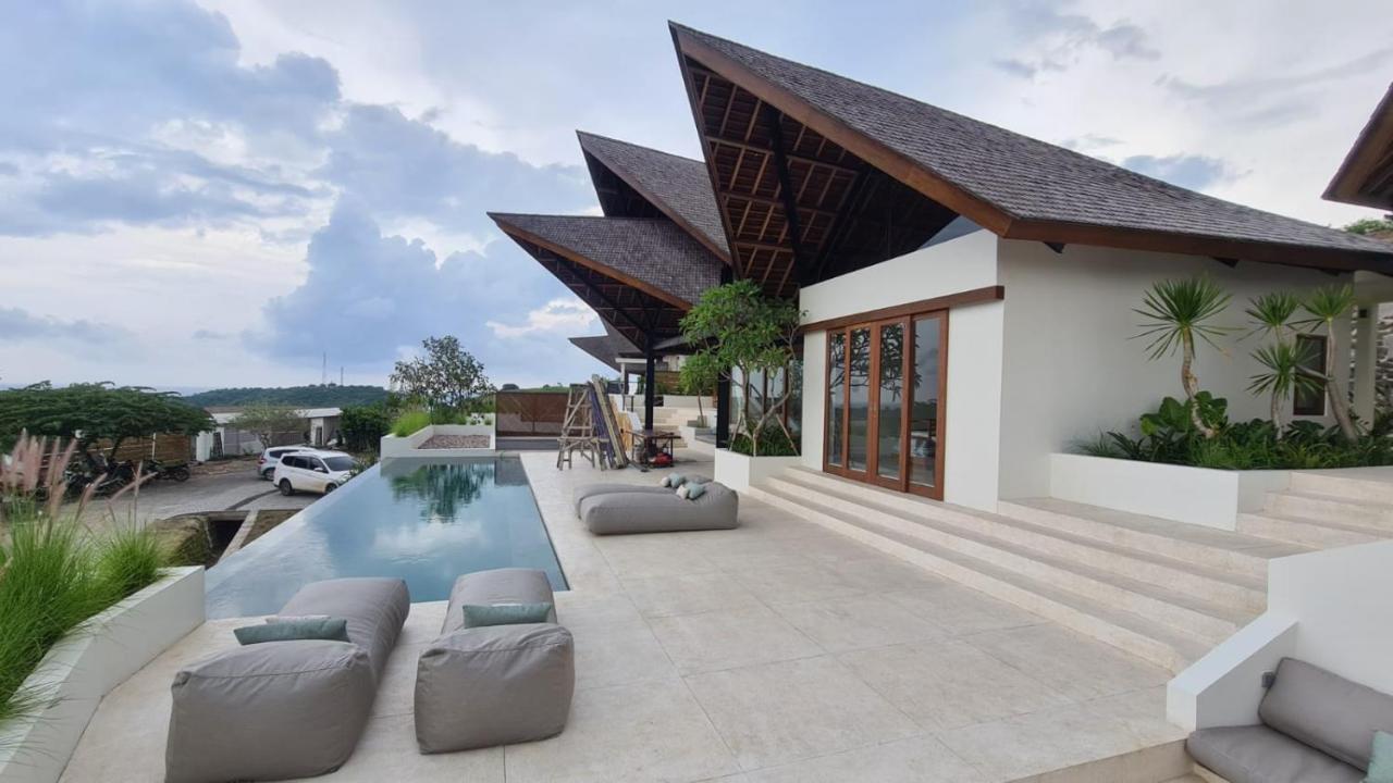 Luxury Ocean View Villas With Private Cook And Free Gym Membership Kuta  エクステリア 写真