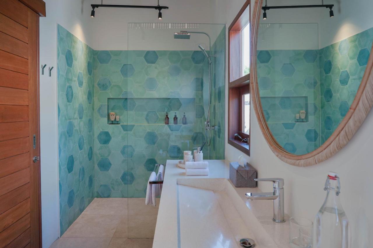Luxury Ocean View Villas With Private Cook And Free Gym Membership Kuta  エクステリア 写真